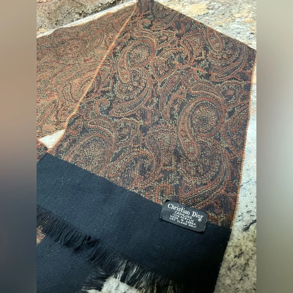 Vintage Christian Dior Cashluxe Acrylic Scarf Paisley Patterne Casual Soft 60x11